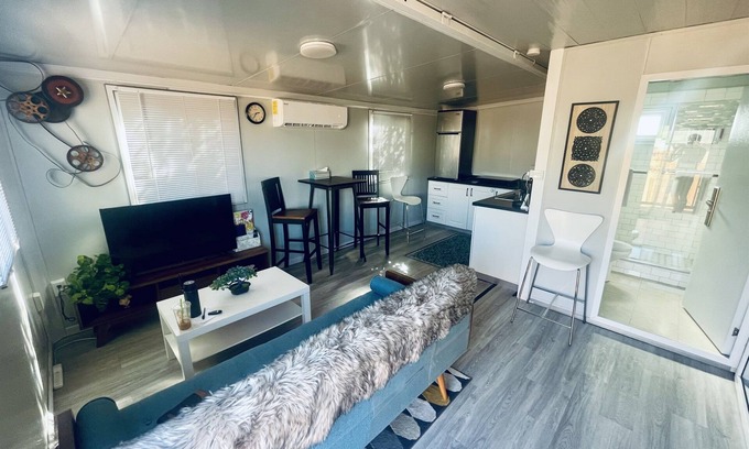 Garfield Casa | Stylish 2BR Garfield Tiny Home