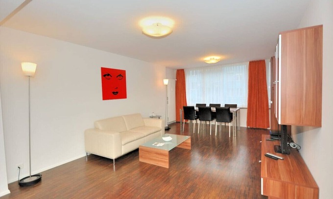 Seefeld Apartamento | Stylish 2BR near lake - Flower 3