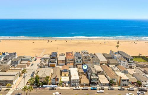 Balboa Peninsula Casa | Stylish 2Br Upstairs Cottage W Ac One House From Beach By Beachview Rentals