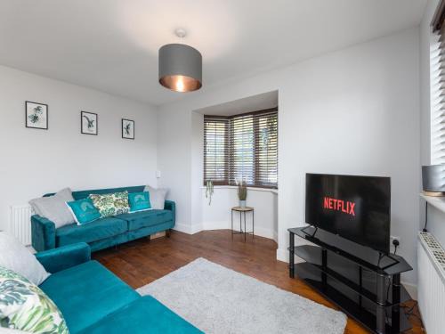 Ashford Casa | Stylish 3 Bed House For 5- City Central - Free Parking