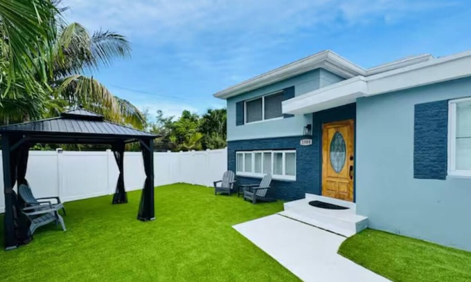 Edgewood Casa | Stylish 3-Bedroom Fort Lauderdale Home/Wi-Fi, A/C & 5–10 Min from Airport!