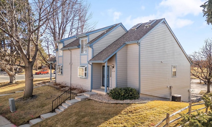 Heather Ridge Casa | Stylish 3-Bedroom Home with Golf Course Backyard