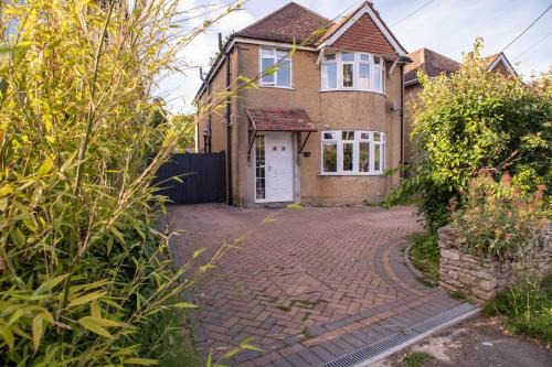 Kidlington Casa | Stylish 3-Bedroom House with big Garden & Parking