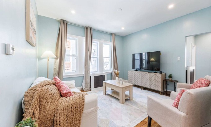 Dorchester Apartamento | Stylish 3BR Apt in Boston