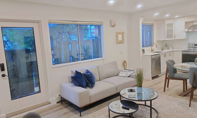 Upper Lonsdale Casa | Stylish 3BR Home w/ Great Access