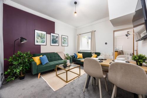 North Bitchburn Casa | Stylish 3BR Home near Hospital and Auckland Castle