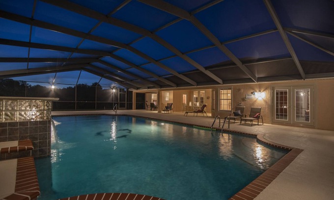 Inverness Casa | Stylish 4-bedroom Villa with Heated Pool