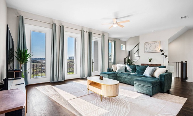Rowlett Casa | Stylish 4BR Lake House