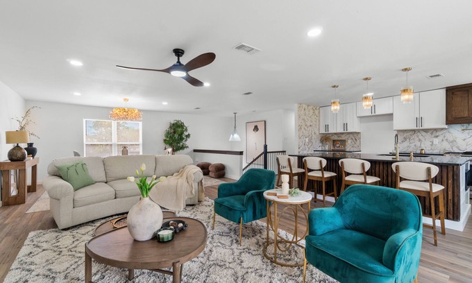 Colony West Casa | Stylish 4BR Smart Home in WLR – Pets Welcome!