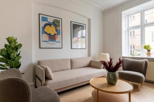 Norrebro Apartamento | Stylish and Bright 2 Bedroom in CPH N