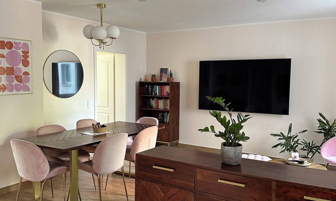 Neuehrenfeld Apartamento | Stylish and central apartment in Cologne-Ehrenfeld. Pet friendly!