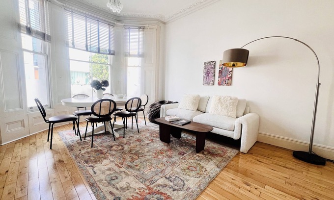 Golborne Apartamento | Stylish and comfortable two bedroom SuperStar apartment - heart of Notting Hill