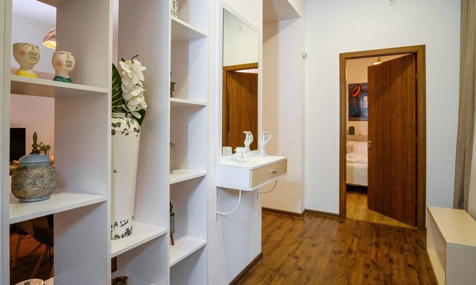 Sololaki Apartamento | Stylish and cozy apartment in Sololaki, near Liberty Square