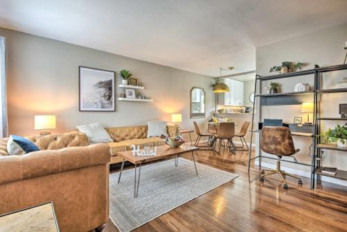 Magnolia Park Casa | Stylish and Modern Burbank Gem with Private Yard!
