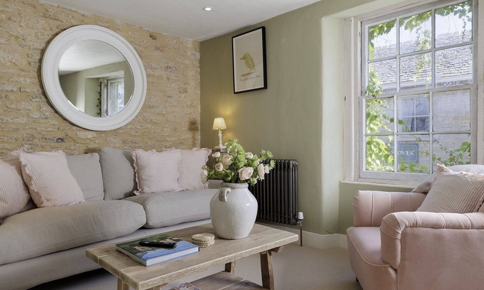 Stow-on-the-Wold Cabaña | Stylish and sophisticated holiday apartment - Flat 2 Martins House