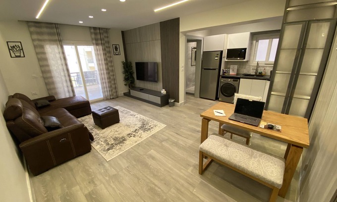 Dream Land Apartamento | Stylish Apartment in Dream Land, 6th of October City