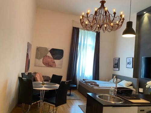 Ujlipotvaros Apartamento | Stylish Apartment by the Vígszínház Theater