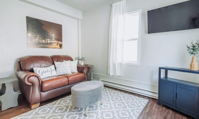 Fargo Apartamento | Stylish Apartment Near Downtown Fargo & Sanford Hub