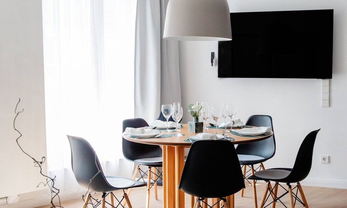 Region Hannover District Apartamento | Stylish apartment: top location, quiet, parking- perfect for business & vacation