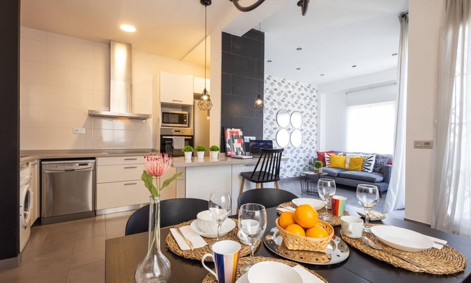 Extramurs Apartamento | Stylish Attic in Valencia Centre by Florit Flats
