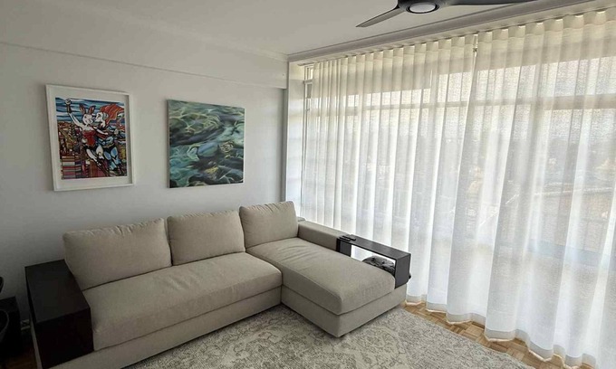 Woollahra Apartamento | Stylish Bondi Junction Apartment with Iconic Harbour Views & Modern Comforts