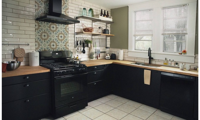 Ybor City Casa | Stylish Bungalow in Tampa’s Historic Ybor