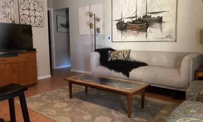 North Park Casa | Stylish, Central Casa Pacifica West in North Park