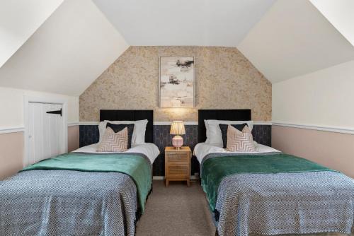 Winchester Apartamento | Stylish Central Winchester Abode