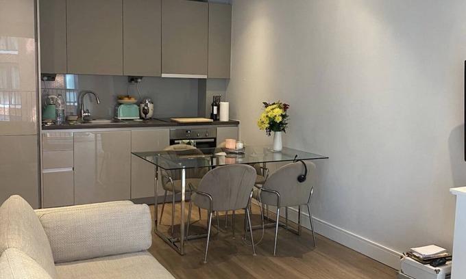 Sands End Apartamento | Stylish Chelsea Studio Flat
