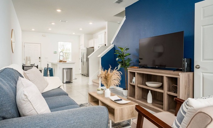 Baymeadows Casa | Stylish & Chic New 2BR Townhome