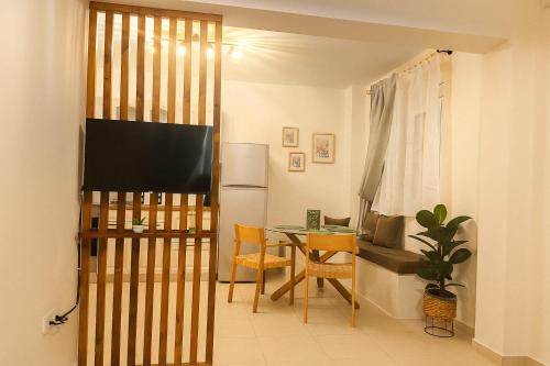 Stavroupoli Apartamento | Stylish city apartment Comfort and Cosiness for 4