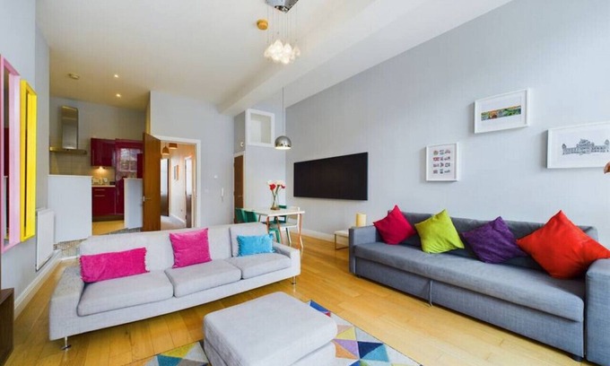 Cathedral Quarter Apartamento | Stylish City-Centre Apartment in the Heart of Belfast’s Cathedral Quarter