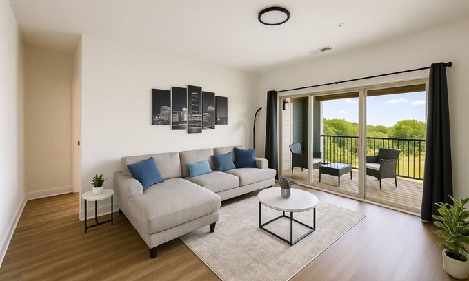 Glen Iris Apartamento | Stylish Condo | 3 Bedroom + Pool Table