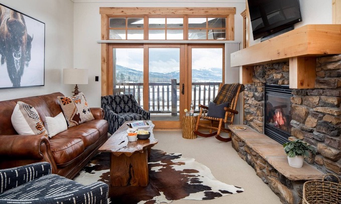Victor Condominio | Stylish Condo in Victor Now Available for Summer 2022 and Beyond!