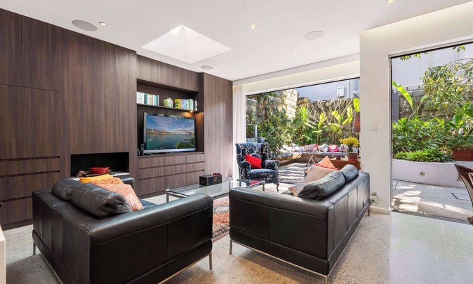 Balmain Casa | Stylish Cottage Retreat