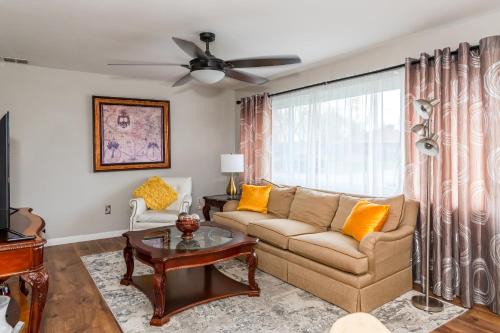 Kettering Casa | Stylish & Cozy 2br Home Great Location & Comfort