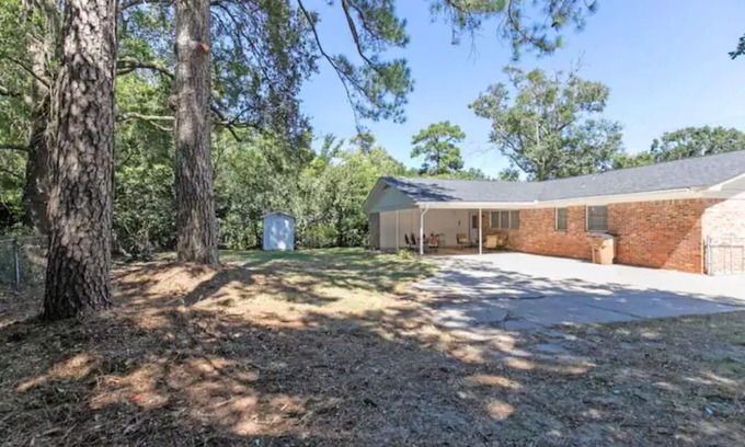 Mobile Casa | Stylish & Cozy Midtown Home away from Home