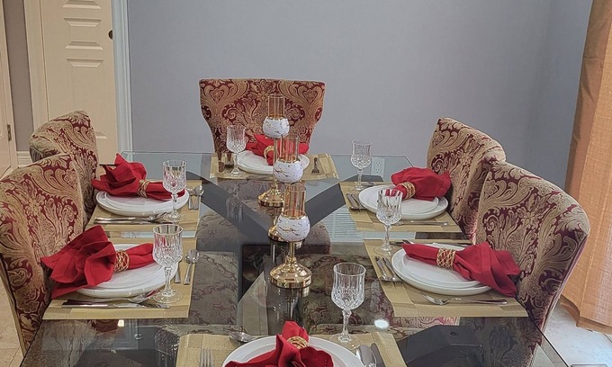 Welland Casa | Stylish decorated 3 bedrooms is located in a safe area -20 min to Niagara Falls.