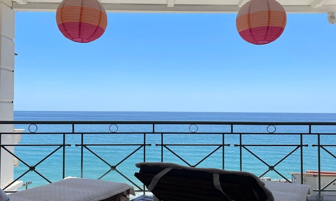Loutsa Casa | Elegante casita con una vista impresionante sobre el mar Jónico