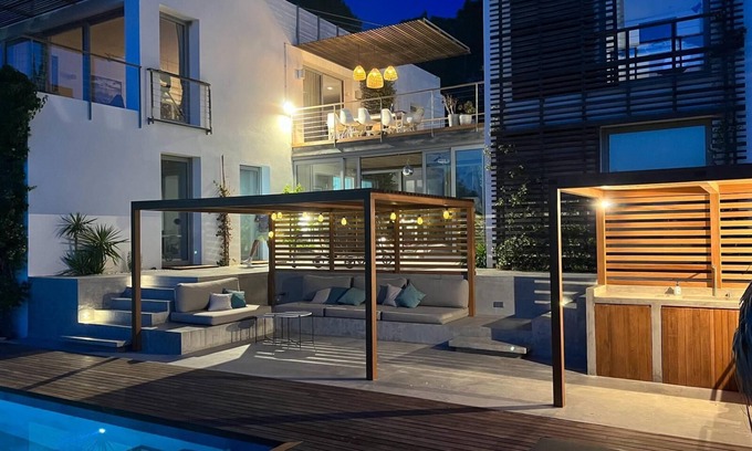 Sant Josep de sa Talaia Chalet De Esquí | Stylish modern villa with spectacular sea and sunset views