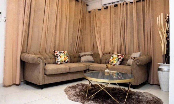 Prampram Apartamento | Stylish Escape with Pool at H Village