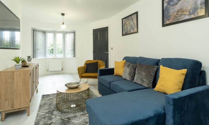 Birmingham Casa | Luxury Executive Home No96 - A beautiful Luxurious and modern 5 bedroom house featuring 3 en-suites