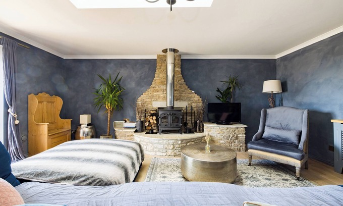 Frome Casa | Stylish Family Barn, edge of Frome + country views