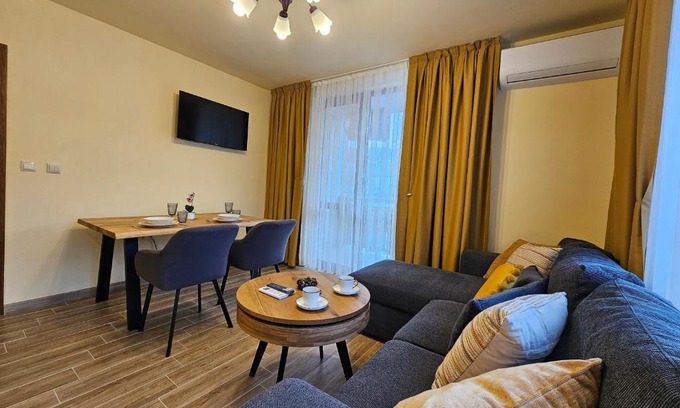 Shiligarnika Apartamento | Stylish Getaway in Kosara Bansko Near Ski Lift by Flat Mаnager