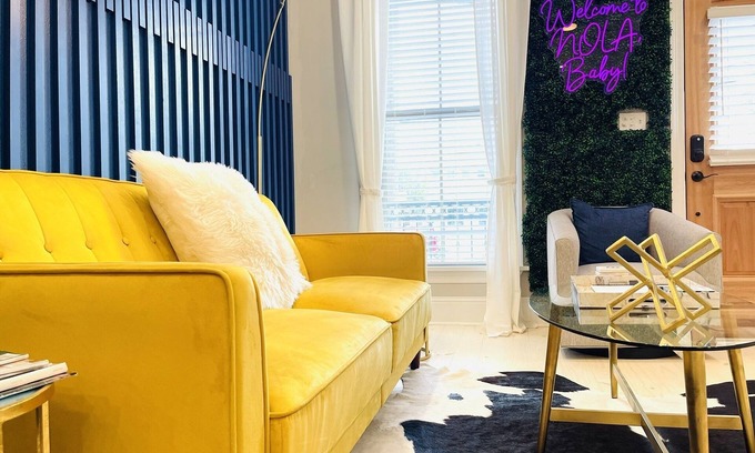Faubourg Livaudais Casa | Stylish Getaway w/ King Suite- 5 mins to Bourbon