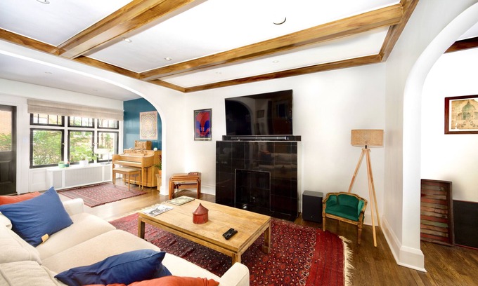 Shadyside Casa | Stylish Historic Retreat Near Downtown Pittsburgh!