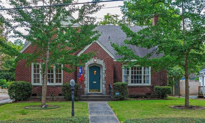 Fondren Casa | Stylish Home in Vibrant Fondren Neighborhood