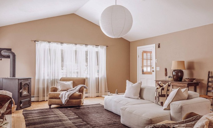 Cochecton Casa | Stylish home w/ Sunroom on 15 Magical Acres w/ Stream near Delaware River