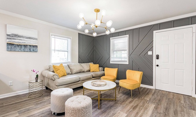 East Durham Casa | Stylish house close to Downtown -starts at 3.5k/month