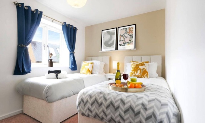 Newport Pagnell Casa | Appledore House - Close to City Centre